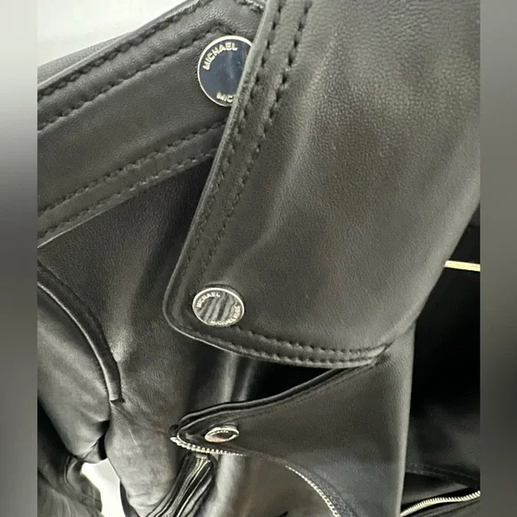 MICHAEL KORS - Picture 11 of 14